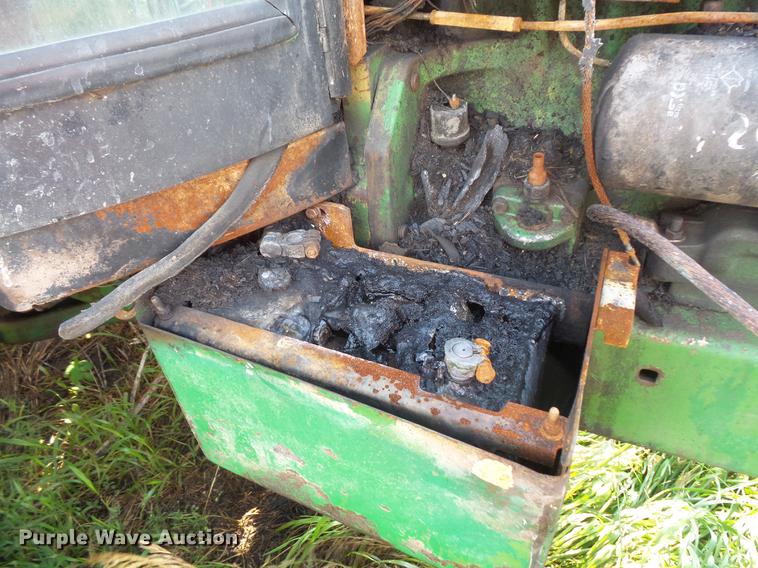 image for item DC1229 1976 John Deere 4430 tractor