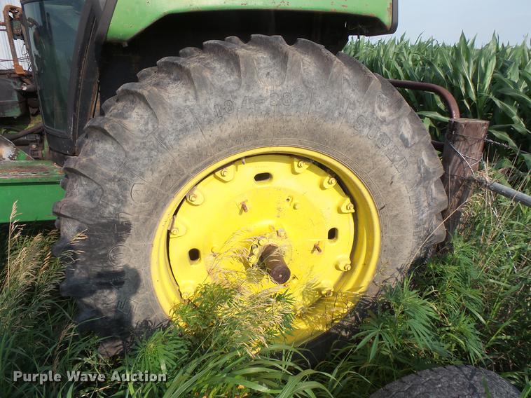 image for item DC1229 1976 John Deere 4430 tractor