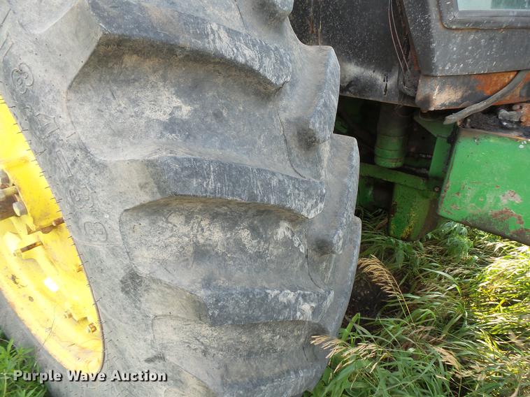 image for item DC1229 1976 John Deere 4430 tractor