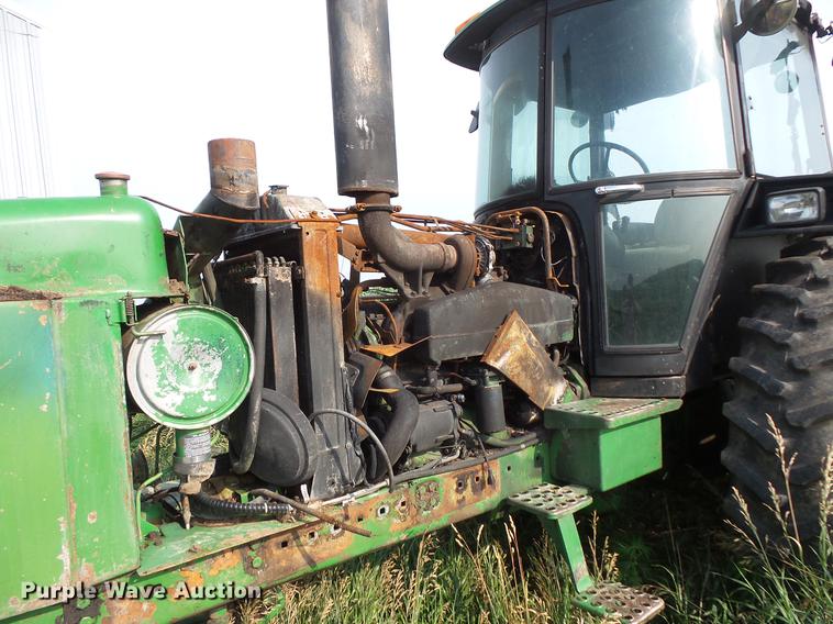 image for item DC1229 1976 John Deere 4430 tractor