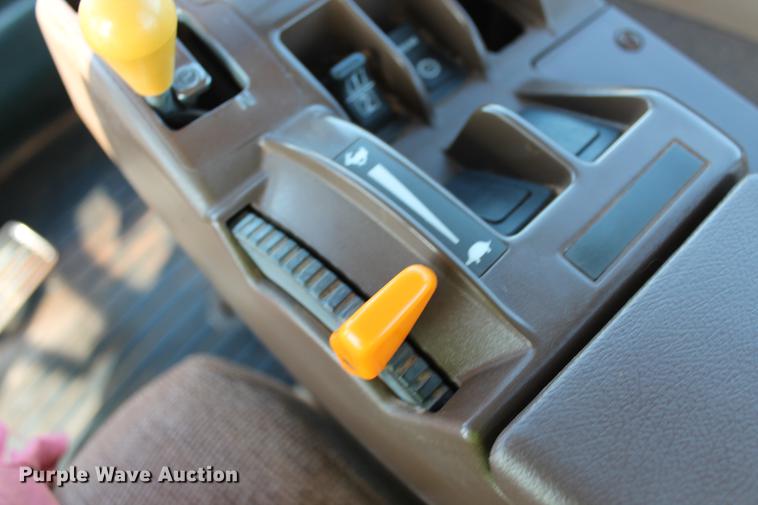 image for item DD5251 2011 John Deere 9630 Scraper Special 4WD tractor