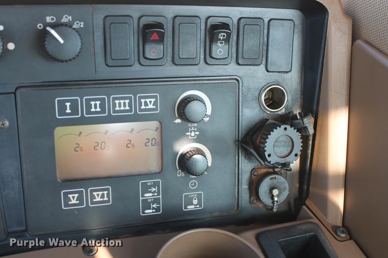 image for item DD5251 2011 John Deere 9630 Scraper Special 4WD tractor