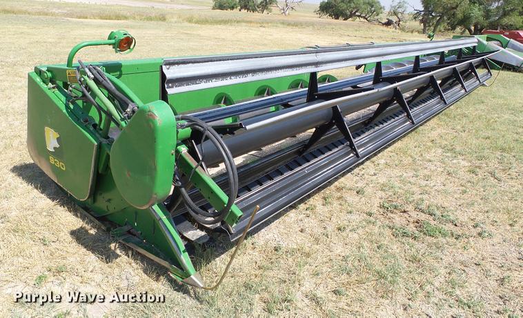 image for item DD5800 John Deere 930 platform head