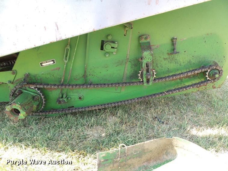 image for item DD5801 John Deere 853A all crop head