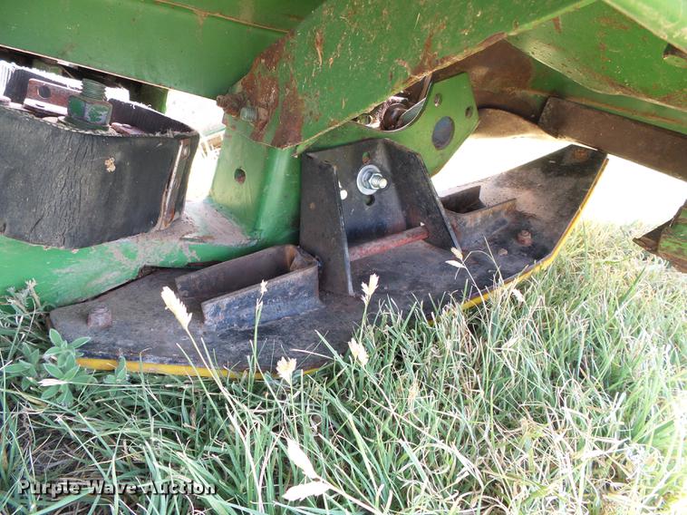 image for item DD5801 John Deere 853A all crop head