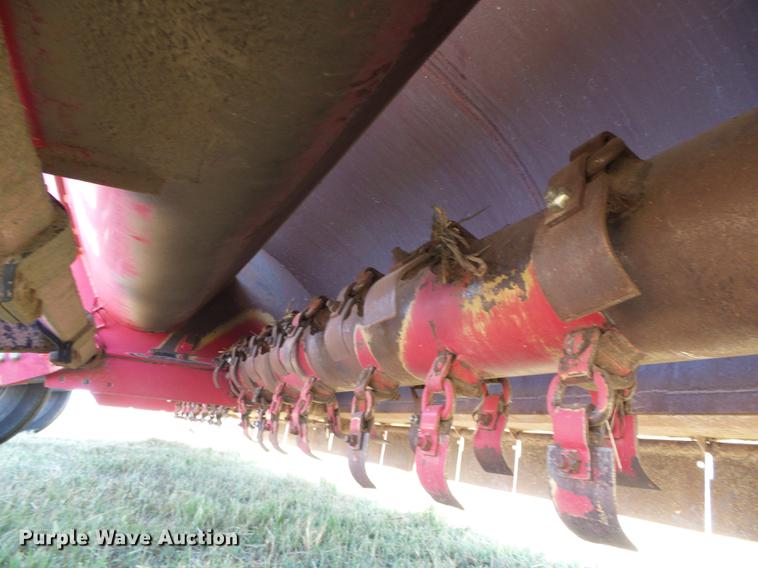 image for item DD5802 Hiniker 5610 windrower