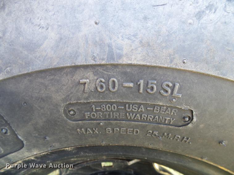 image for item DD5802 Hiniker 5610 windrower