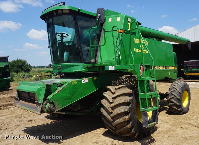image for item DD7812 1989 John Deere 9500 RWA combine
