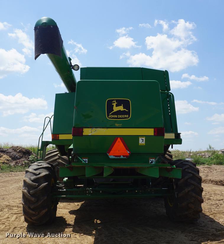 image for item DD7812 1989 John Deere 9500 RWA combine