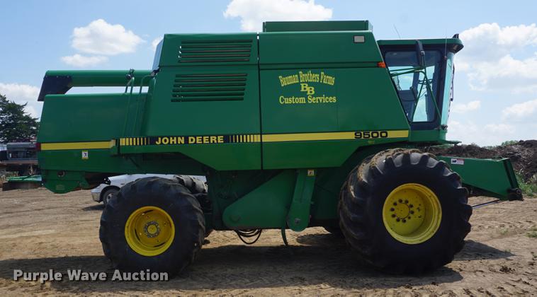 image for item DD7812 1989 John Deere 9500 RWA combine