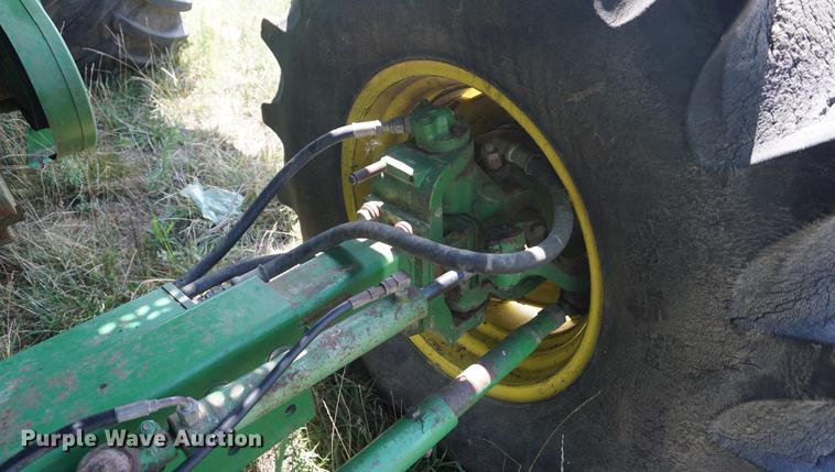 image for item DD7812 1989 John Deere 9500 RWA combine