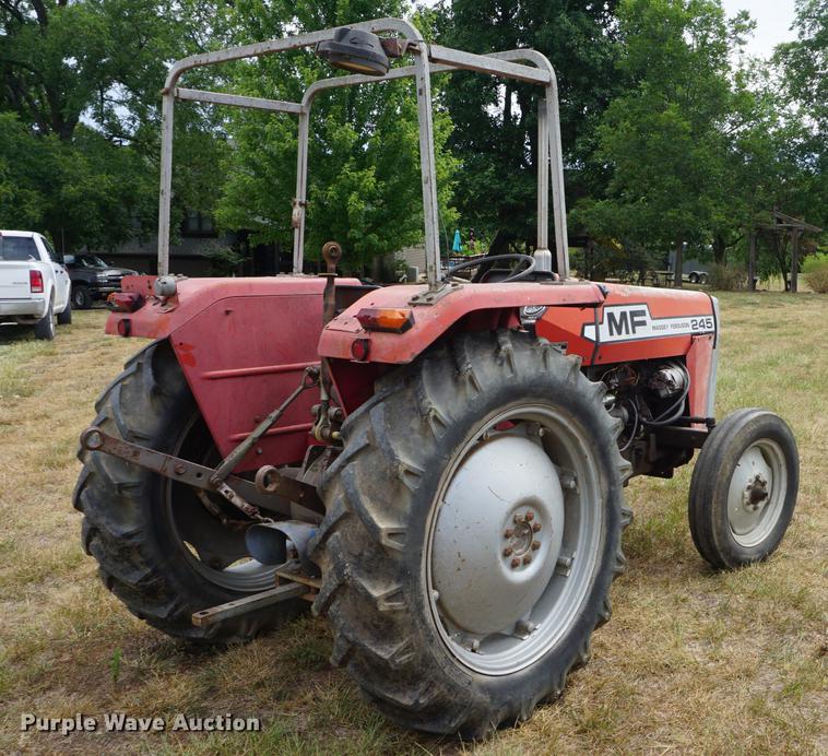 image for item DD7817 Massey Ferguson 245 tractor