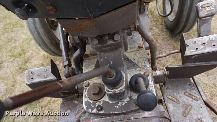 image for item DD7817 Massey Ferguson 245 tractor