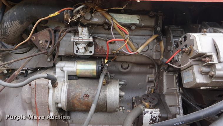 image for item DD7817 Massey Ferguson 245 tractor