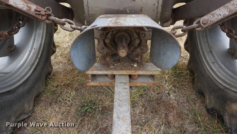 image for item DD7817 Massey Ferguson 245 tractor