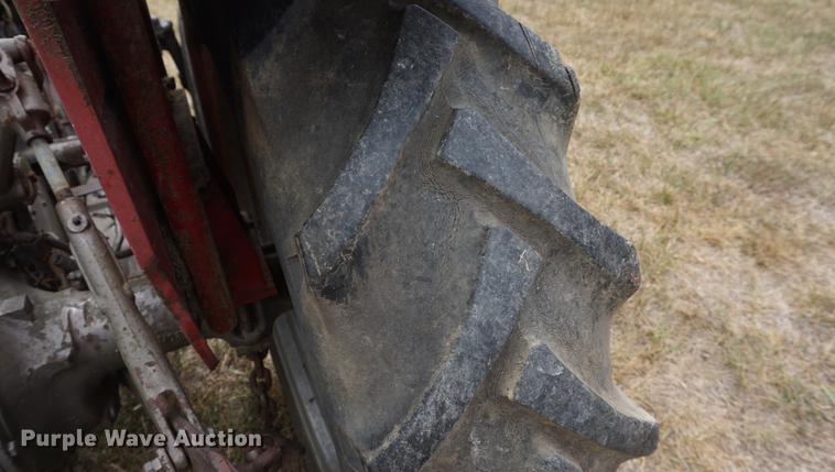 image for item DD7817 Massey Ferguson 245 tractor