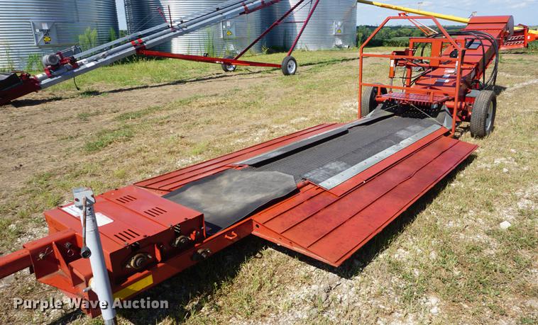 image for item DD7818 Hutchinson drive over conveyor