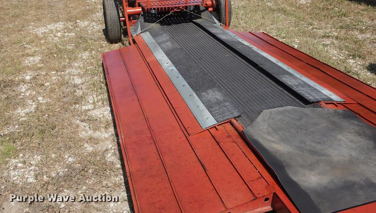 image for item DD7818 Hutchinson drive over conveyor