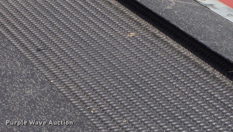 image for item DD7818 Hutchinson drive over conveyor