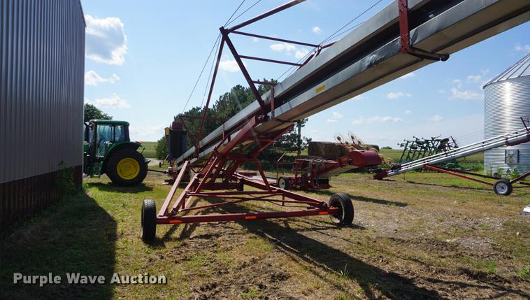 image for item DD7820 Hutchinson squeeze belt conveyor