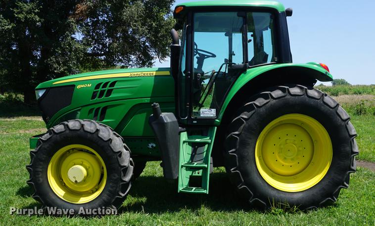 image for item DD7824 2013 John Deere 6140M MFWD tractor