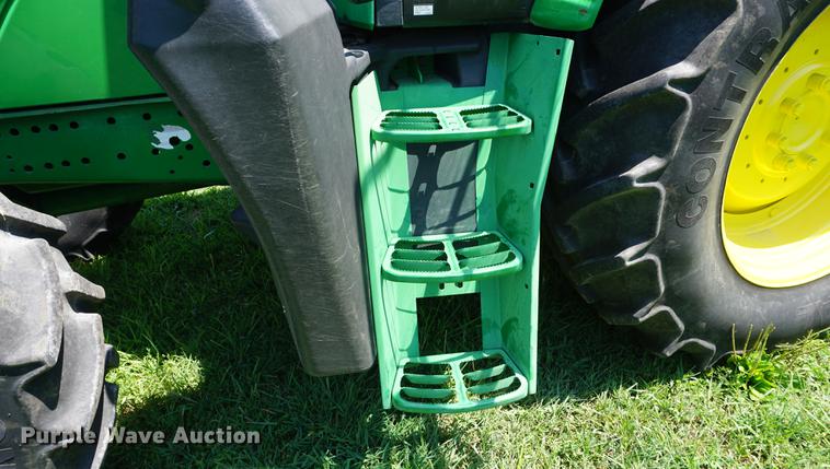 image for item DD7824 2013 John Deere 6140M MFWD tractor