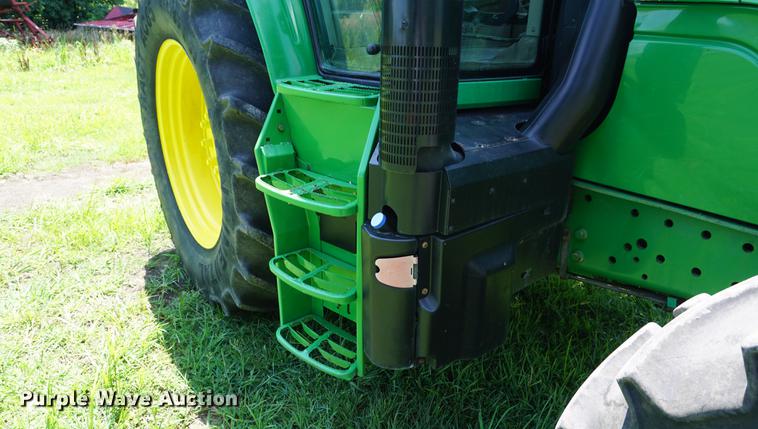 image for item DD7824 2013 John Deere 6140M MFWD tractor