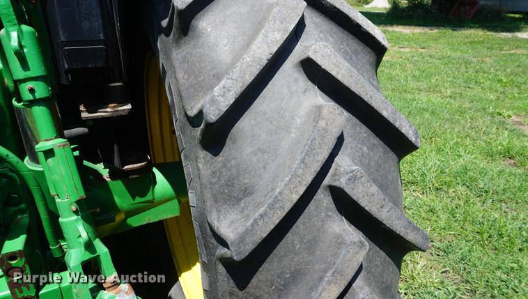 image for item DD7824 2013 John Deere 6140M MFWD tractor