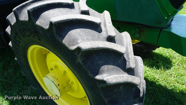 image for item DD7824 2013 John Deere 6140M MFWD tractor
