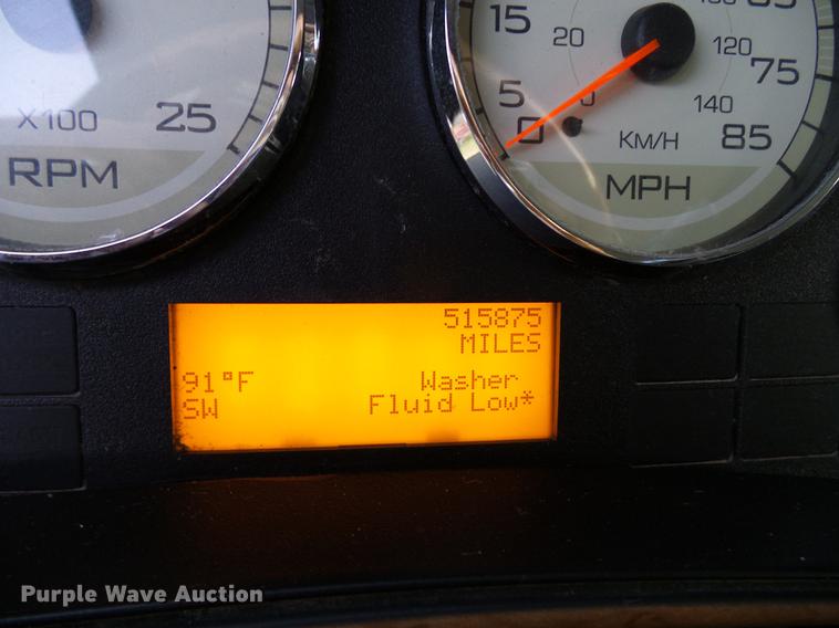 image for item DD8343 2013 International ProStar Plus semi truck