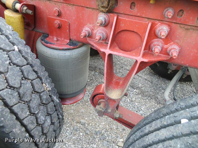 image for item DD8343 2013 International ProStar Plus semi truck