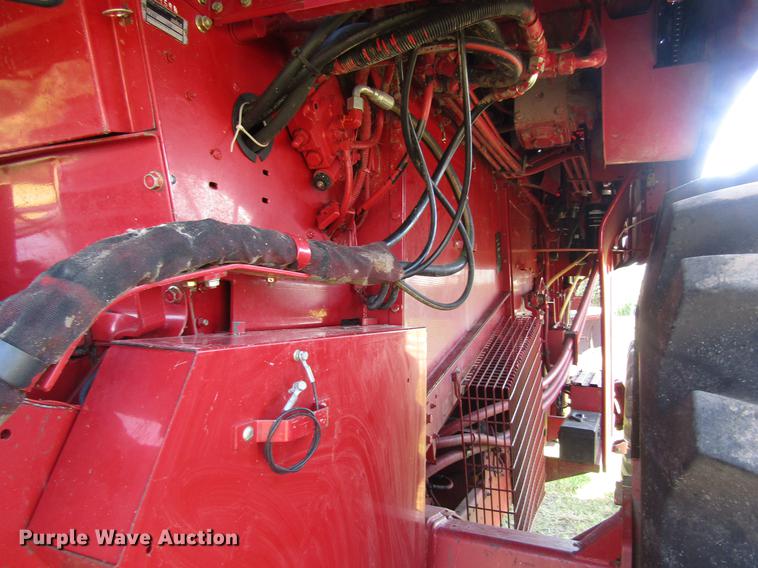 image for item DD8856 2000 Case IH 2388 combine