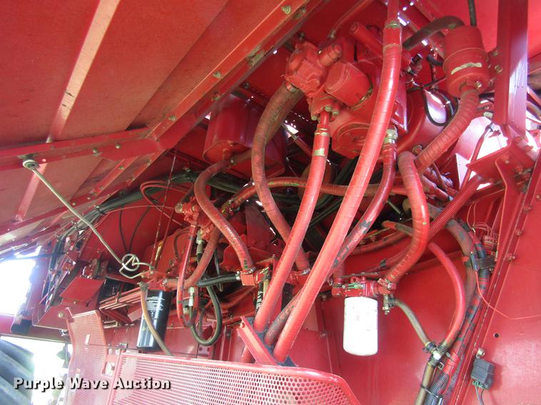 image for item DD8856 2000 Case IH 2388 combine