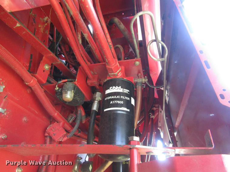 image for item DD8856 2000 Case IH 2388 combine