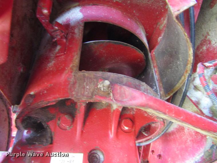 image for item DD8856 2000 Case IH 2388 combine