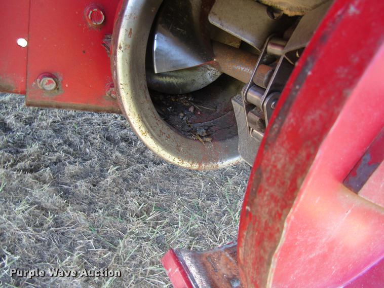 image for item DD8856 2000 Case IH 2388 combine