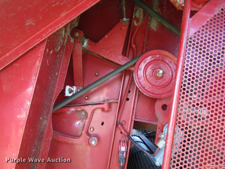 image for item DD8856 2000 Case IH 2388 combine