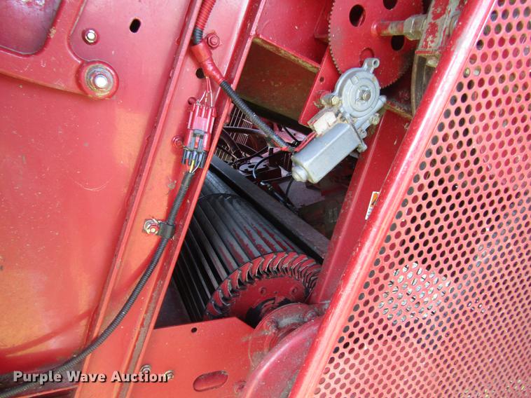 image for item DD8856 2000 Case IH 2388 combine