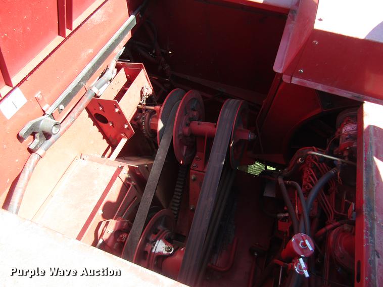 image for item DD8856 2000 Case IH 2388 combine