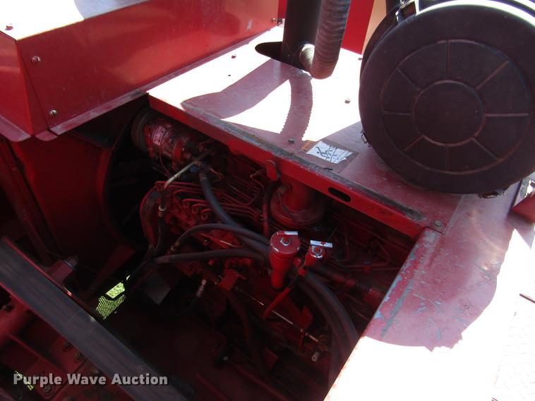 image for item DD8856 2000 Case IH 2388 combine