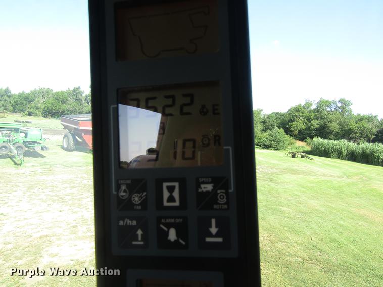 image for item DD8856 2000 Case IH 2388 combine