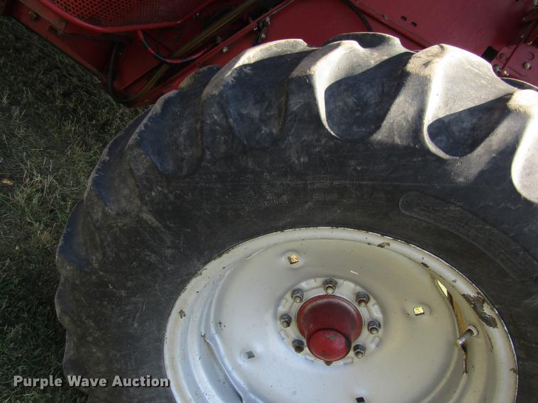 image for item DD8856 2000 Case IH 2388 combine