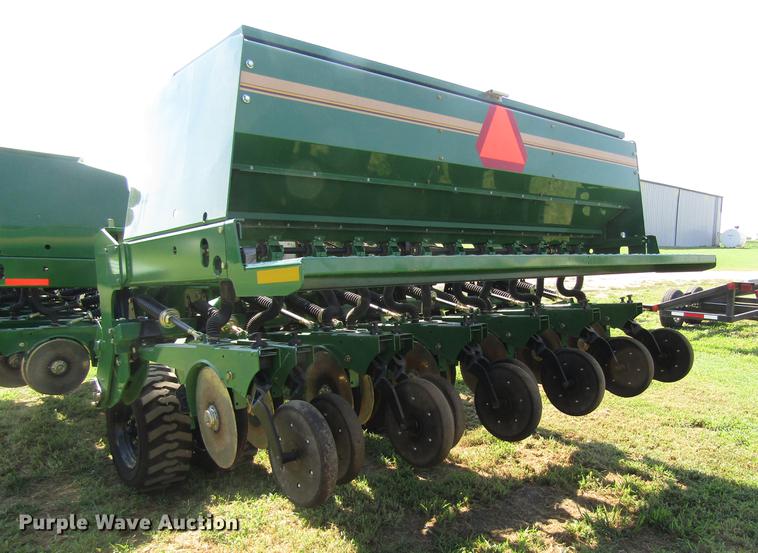 image for item DD8857 Great Plains 3S-3000HD grain drill