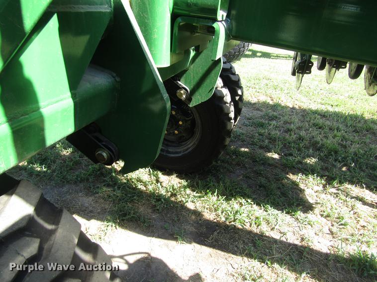 image for item DD8857 Great Plains 3S-3000HD grain drill