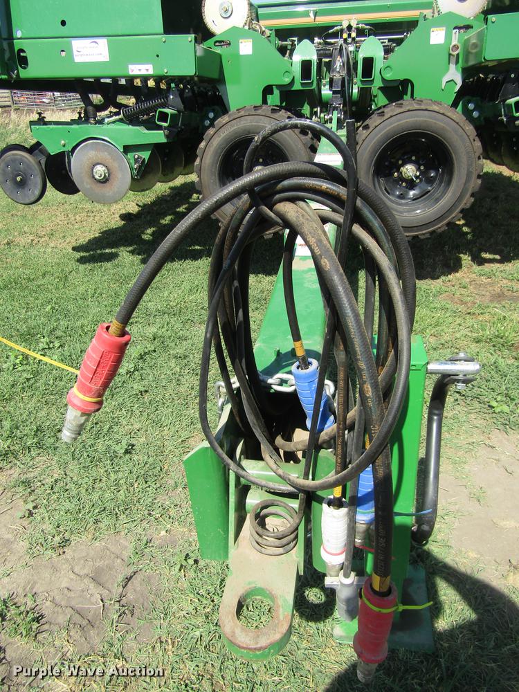 image for item DD8857 Great Plains 3S-3000HD grain drill