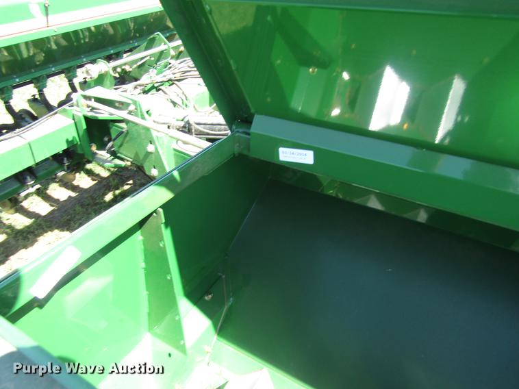 image for item DD8857 Great Plains 3S-3000HD grain drill