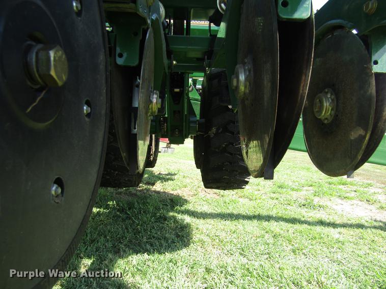 image for item DD8857 Great Plains 3S-3000HD grain drill