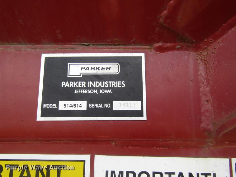 image for item DD8859 Parker 614 Series II grain cart
