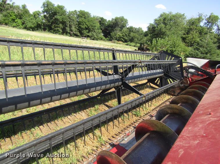 image for item DD8860 1995 Case IH 1020 flex head
