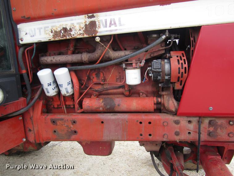 image for item DD8895 1979 International Harvester 1086 tractor